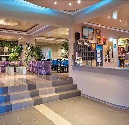 Koukouras Hotel 2*
