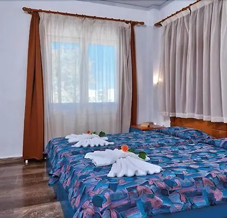 Hotel Koukouras 2*