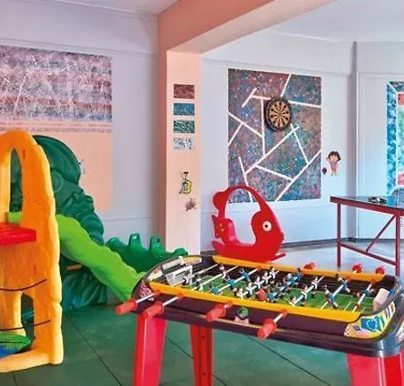 Koukouras Hotel